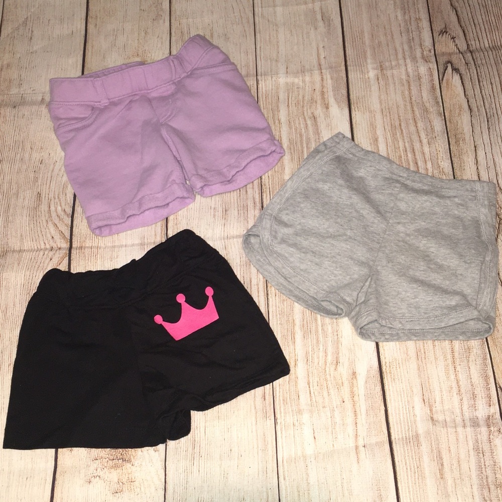 Set of 3 girls 4/4T shorts 🩳
